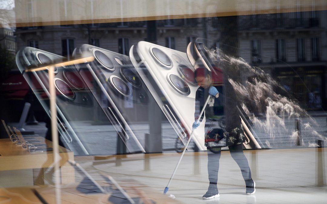 France fines Apple $1.2 billion for anti-competitive acts