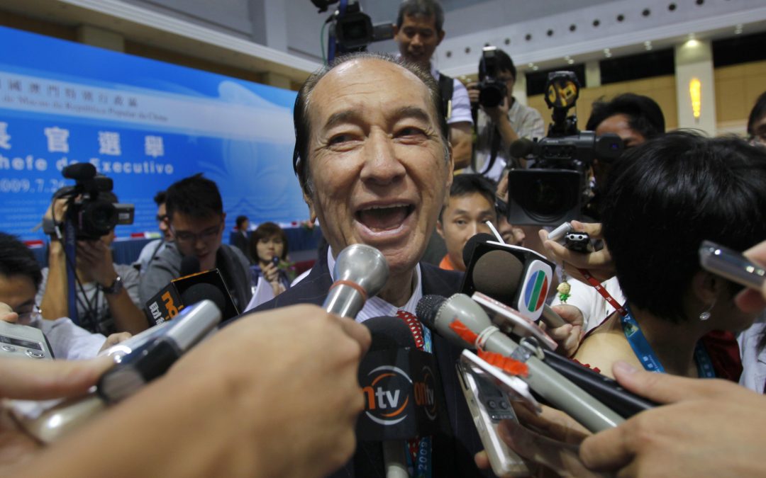 Stanley Ho, who built Macao’s gambling industry, dies at 98