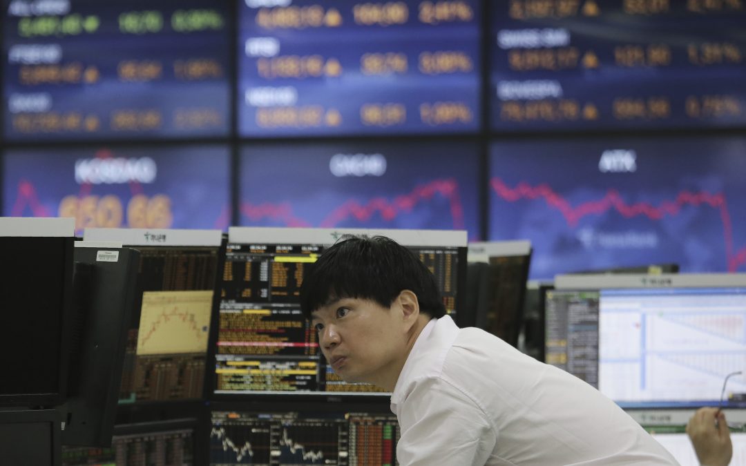 Wall Street dips to week’s first loss despite tech’s efforts