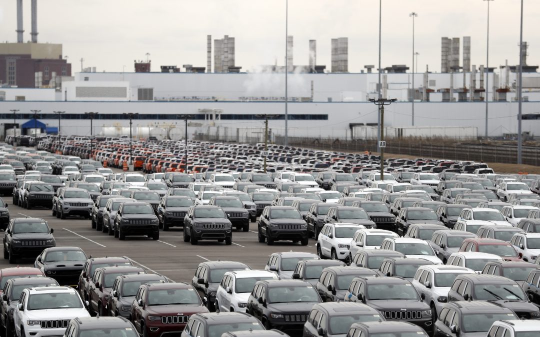 Detroit automakers push for restart of plants within 2 weeks