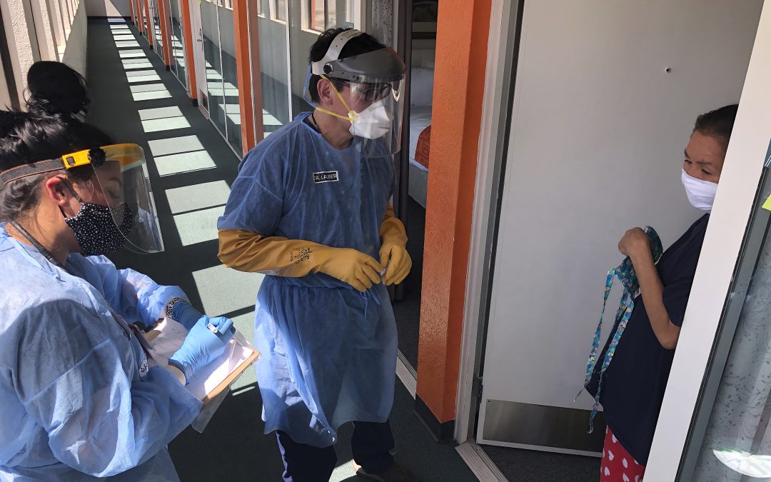 Extreme lockdown shows divide in hard-hit Navajo border town