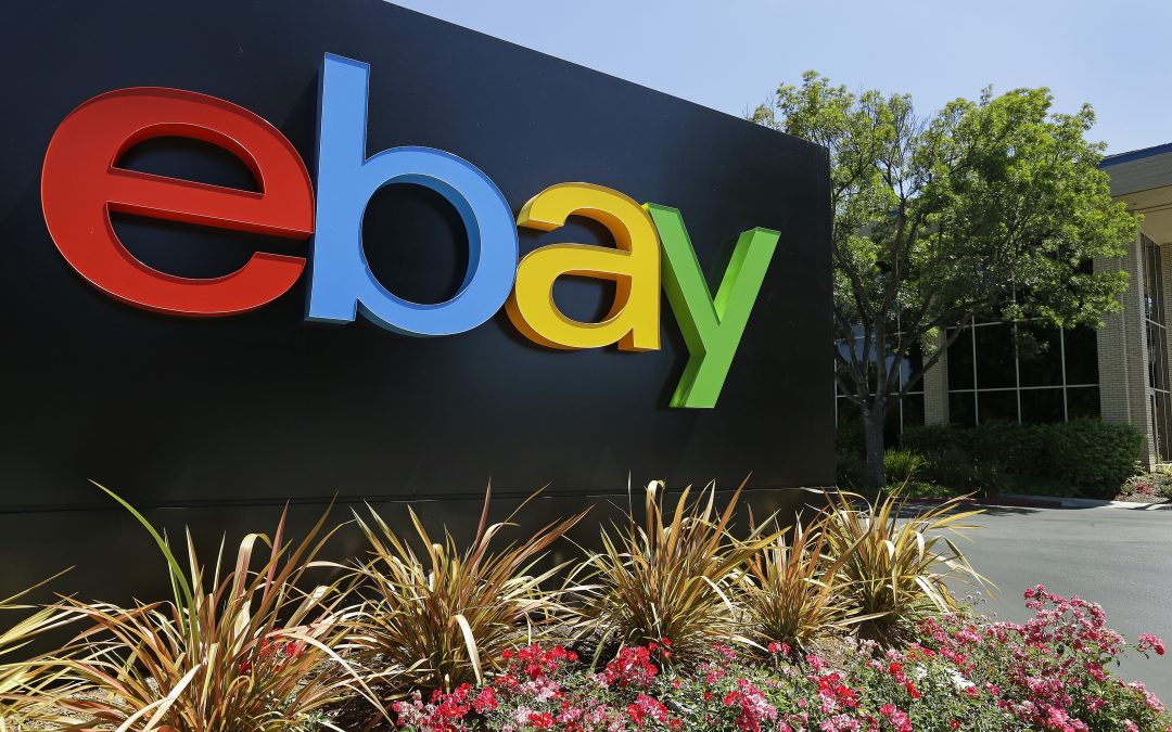 Feds: eBay staff sent spiders, roaches to harass couple