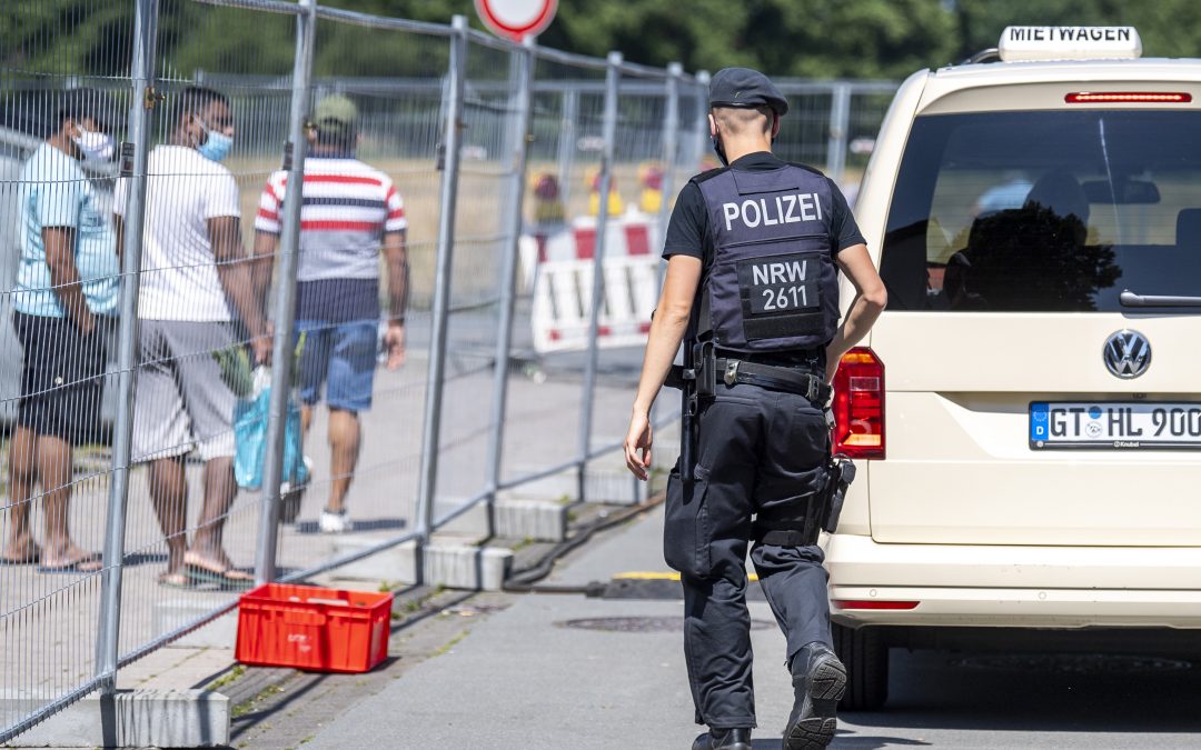 German state governor faces criticism over virus outbreak