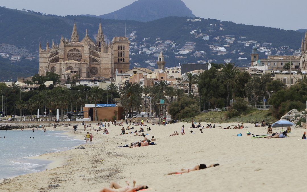 “Willkommen auf Mallorca!” Germans to test out virus tourism